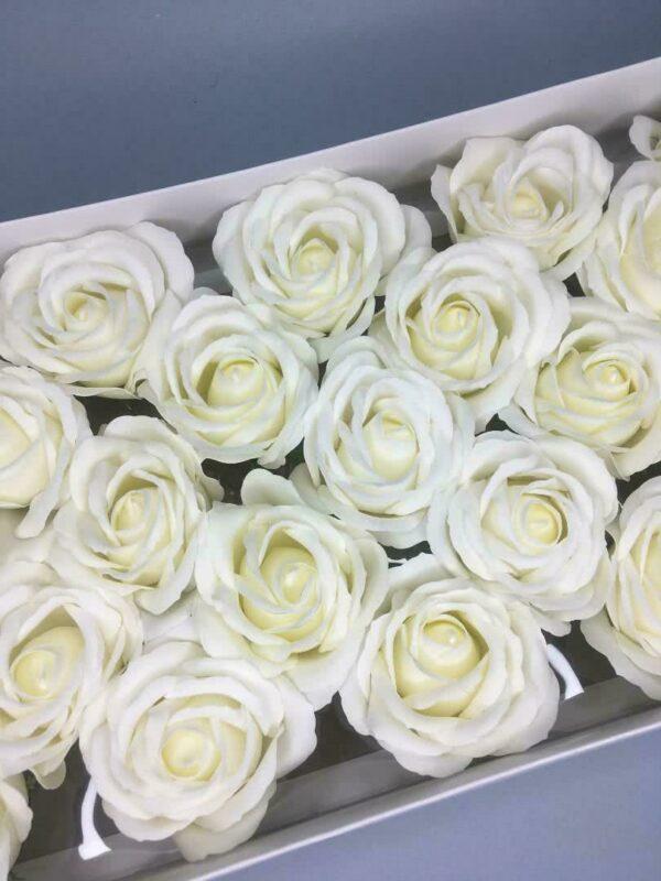 Розы из мыла - 800 Цвет: белый